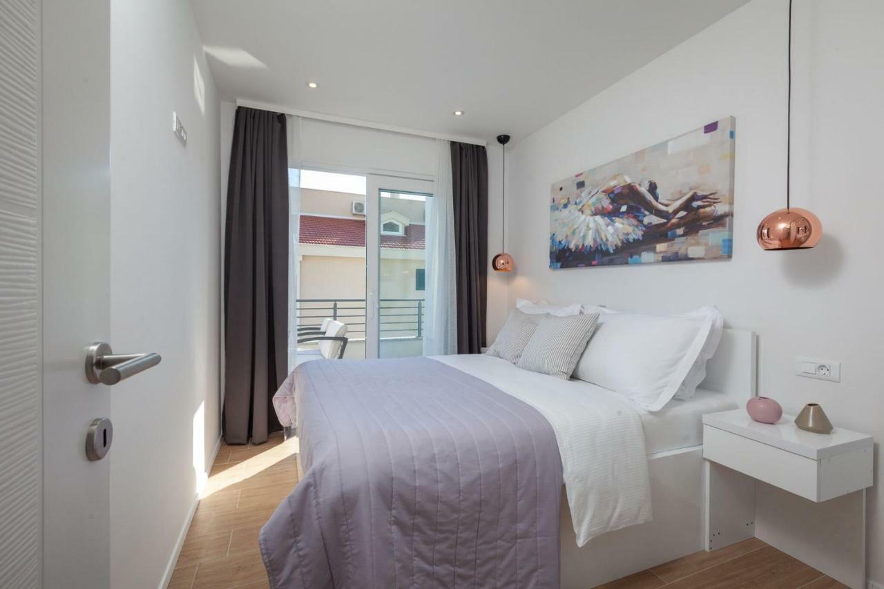 Ivmalu Apartments Tučepi Exteriör bild